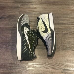 [NIKE] FLYKNIT RACER